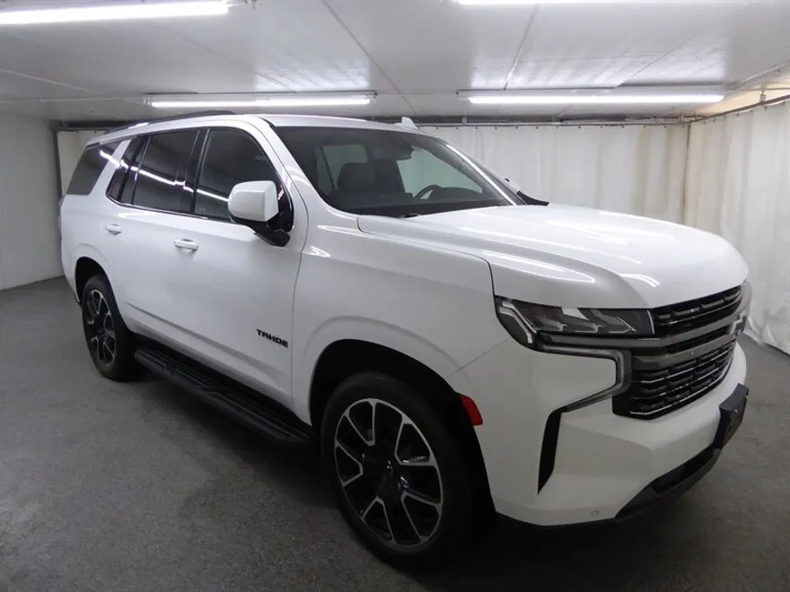 2022 Chevrolet Tahoe RST photo 1