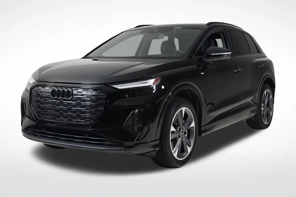 2024 Audi Q4 Premium Plus photo 1