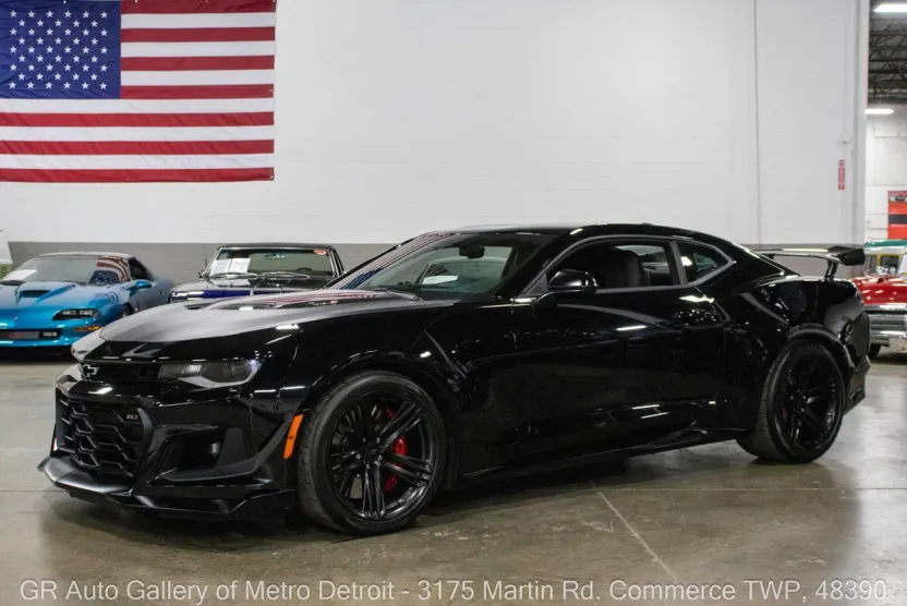 2023 Chevrolet Camaro ZL1 1LE photo 1