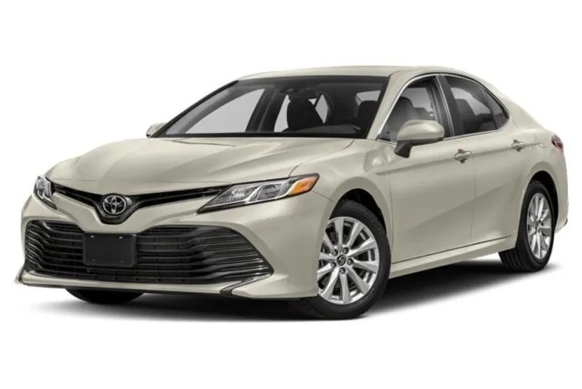 2018 Toyota Camry XLE photo 1