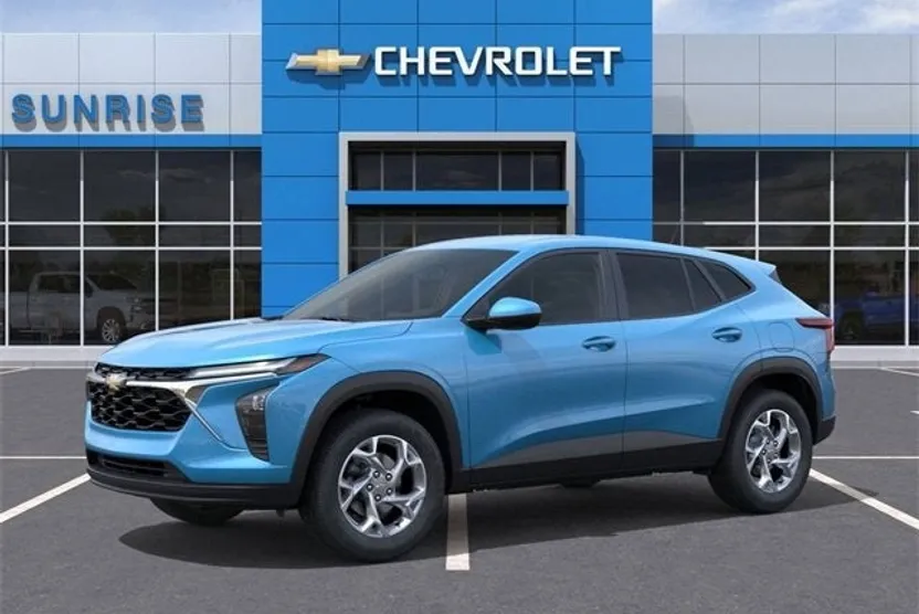 2026 Chevrolet Trax LS photo 1