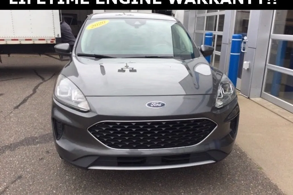 2020 Ford Escape SE photo 1