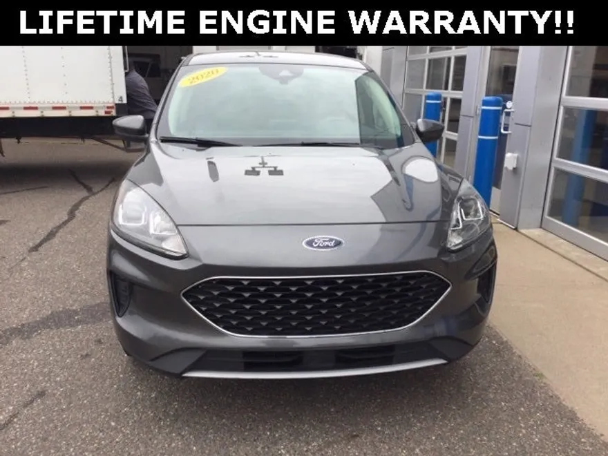 2020 Ford Escape SE photo 1