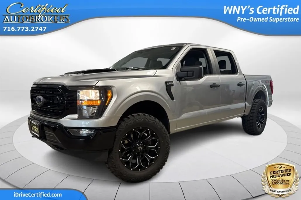 2023 Ford F-150 XLT photo 1