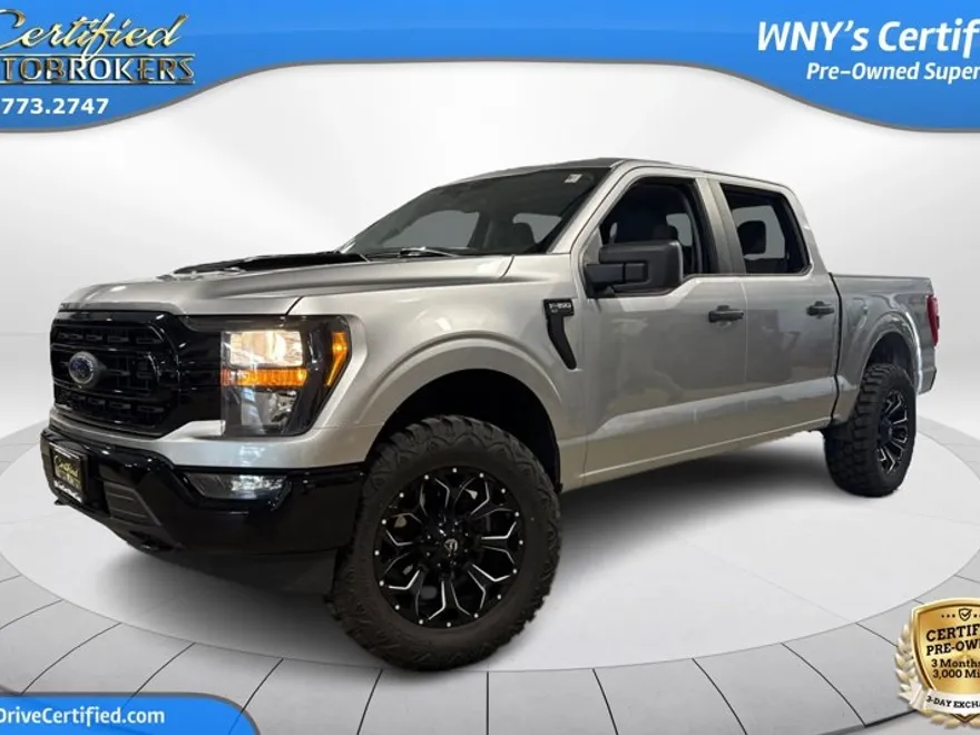 2023 Ford F-150 XLT photo 1