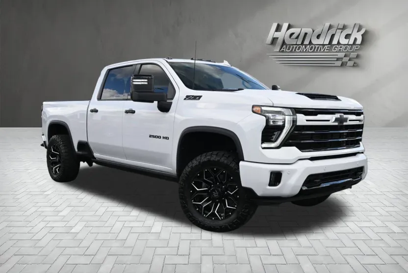 2024 Chevrolet Silverado 2500HD LTZ photo 1