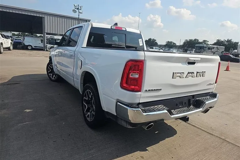 2025 Ram 1500 Laramie photo 1