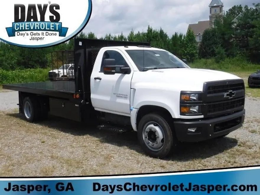 2024 Chevrolet Silverado 5500HD Work Truck photo 1