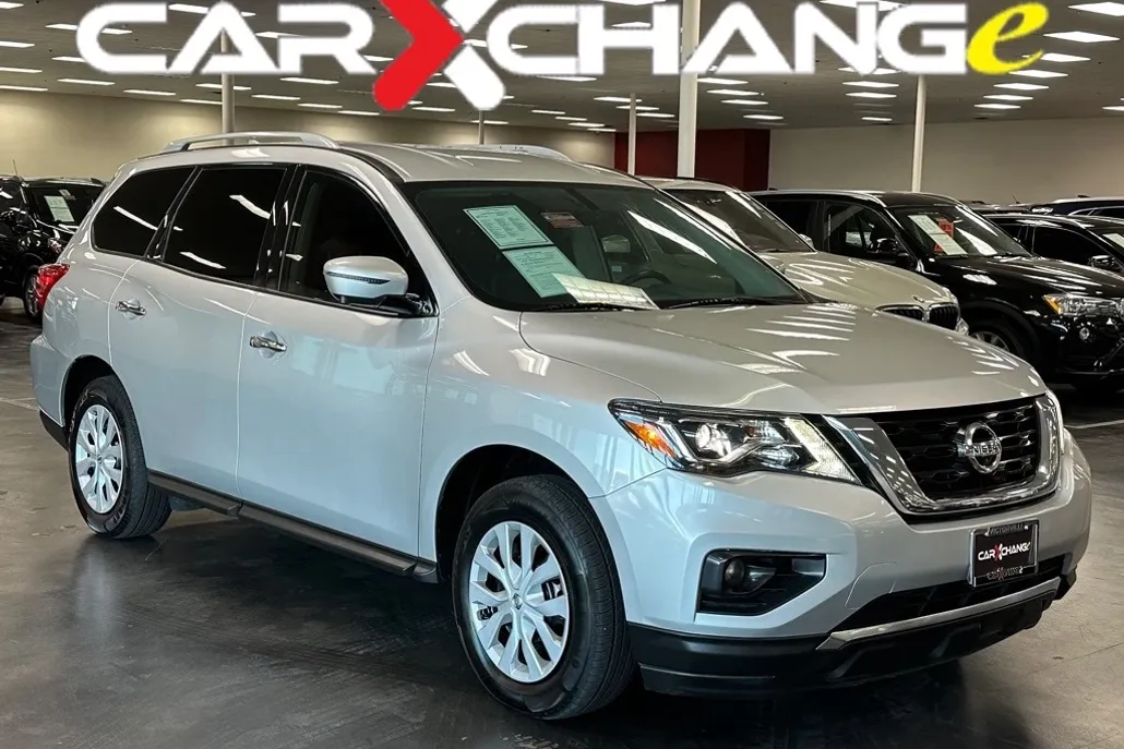 2020 Nissan Pathfinder SL photo 1