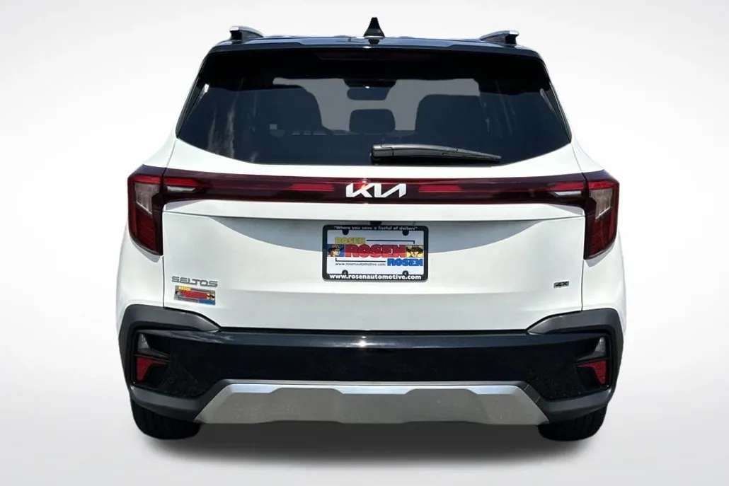 2026 Kia Seltos S photo 1