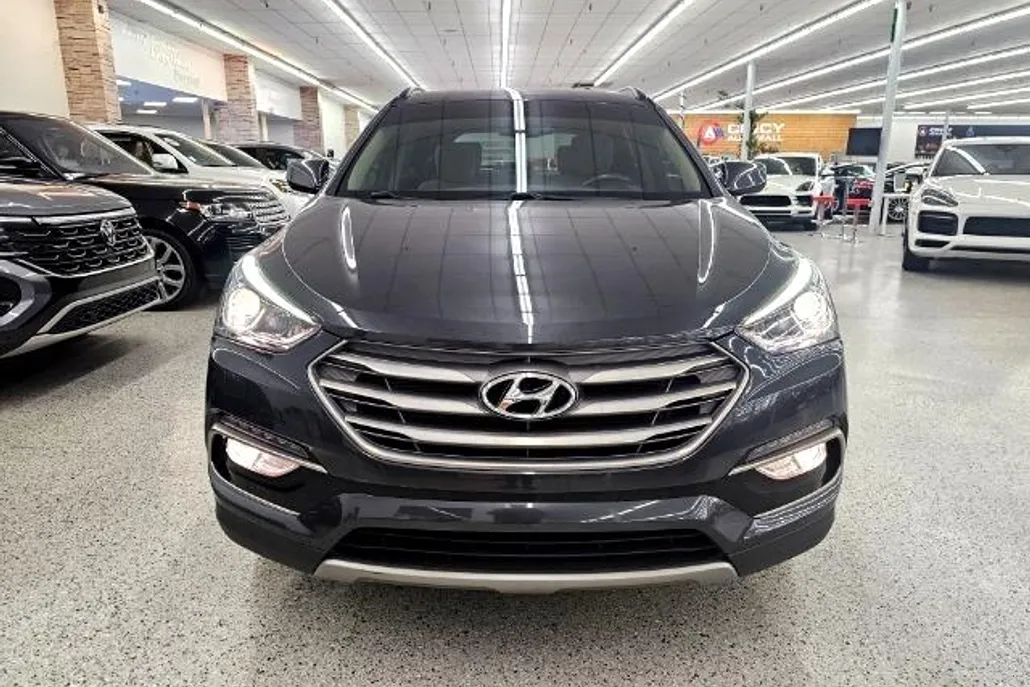 2017 Hyundai Santa Fe Sport photo 1