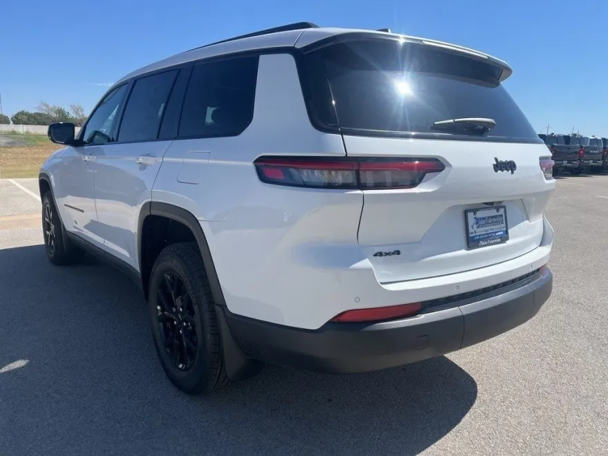 2025 Jeep Grand Cherokee Altitude X photo 1