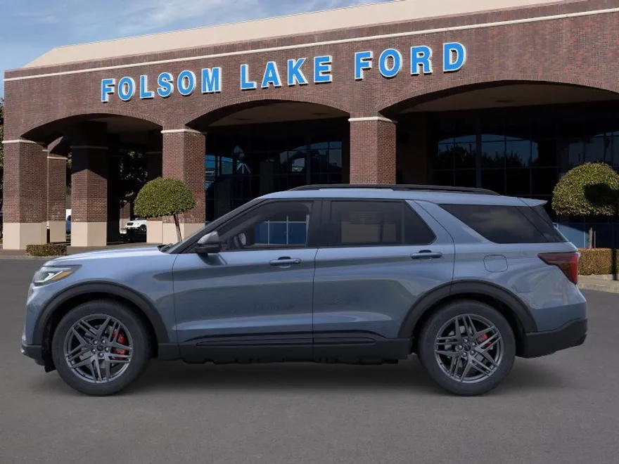 2025 Ford Explorer ST photo 1