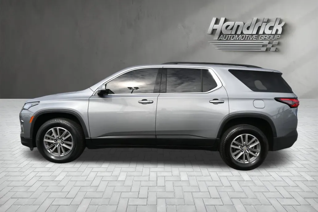 2023 Chevrolet Traverse Leather photo 1