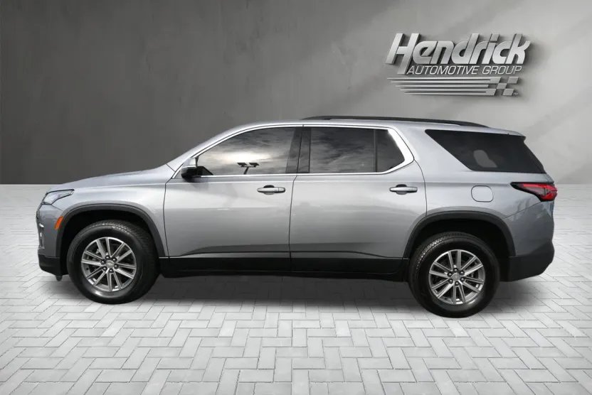 2023 Chevrolet Traverse Leather photo 1