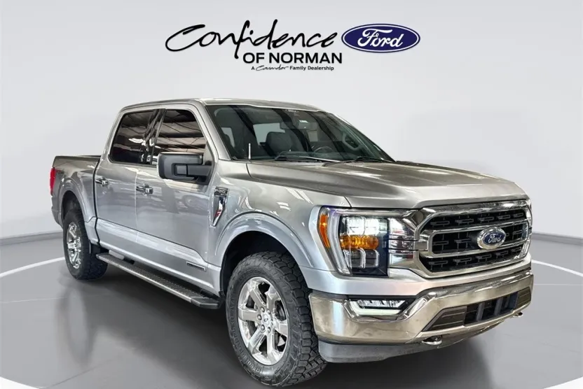 2021 Ford F-150 XLT FX4 photo 1