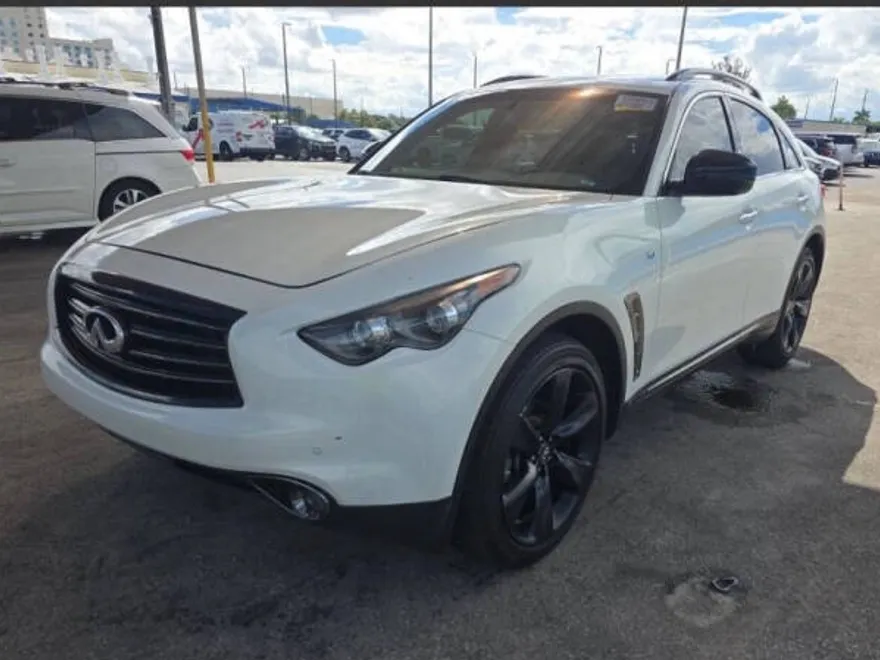 2015 Infiniti QX70 Base photo 1