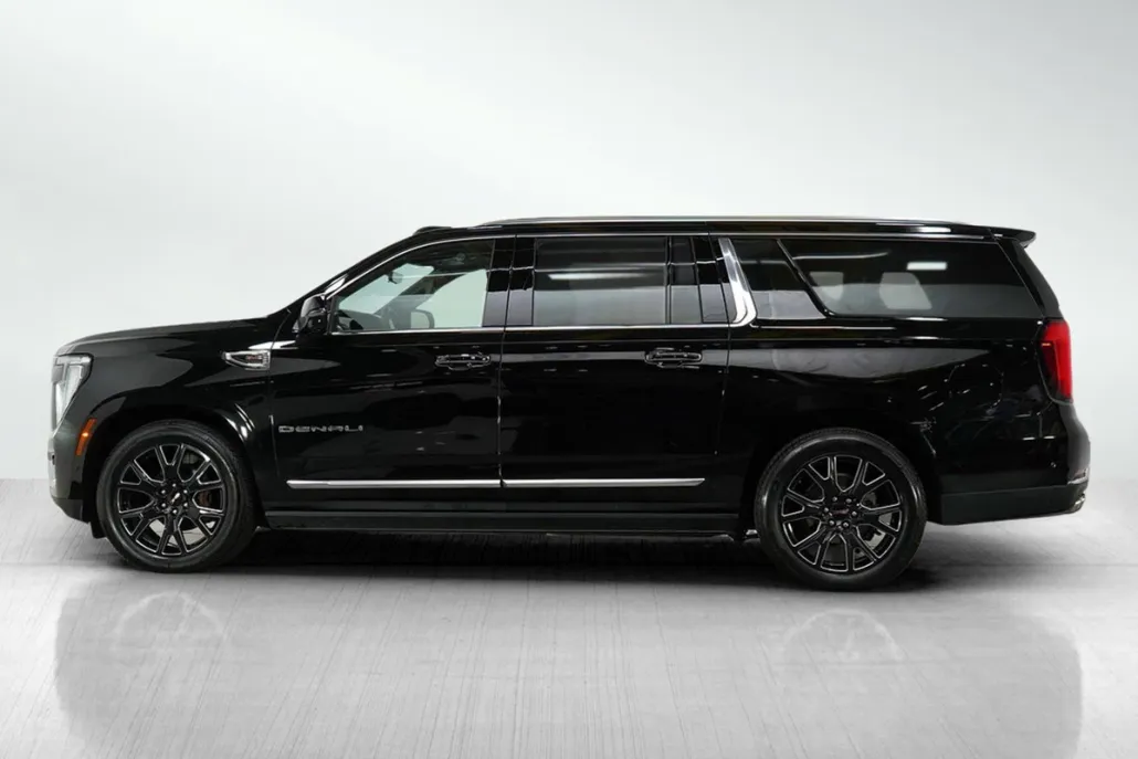 2025 Gmc Yukon XL Denali photo 1