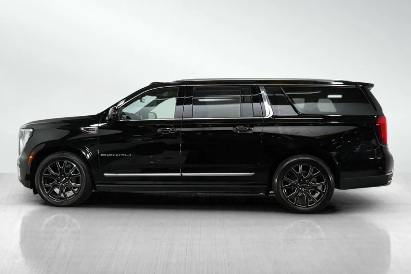 2025 Gmc Yukon XL Denali photo 1