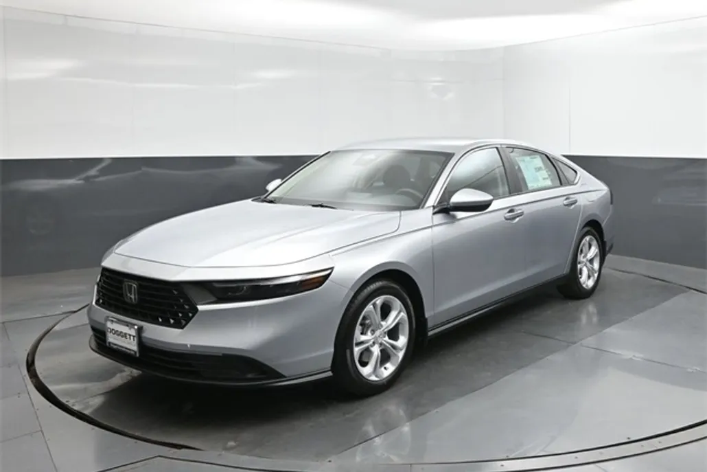 2025 Honda Accord 1.5T LX photo 1