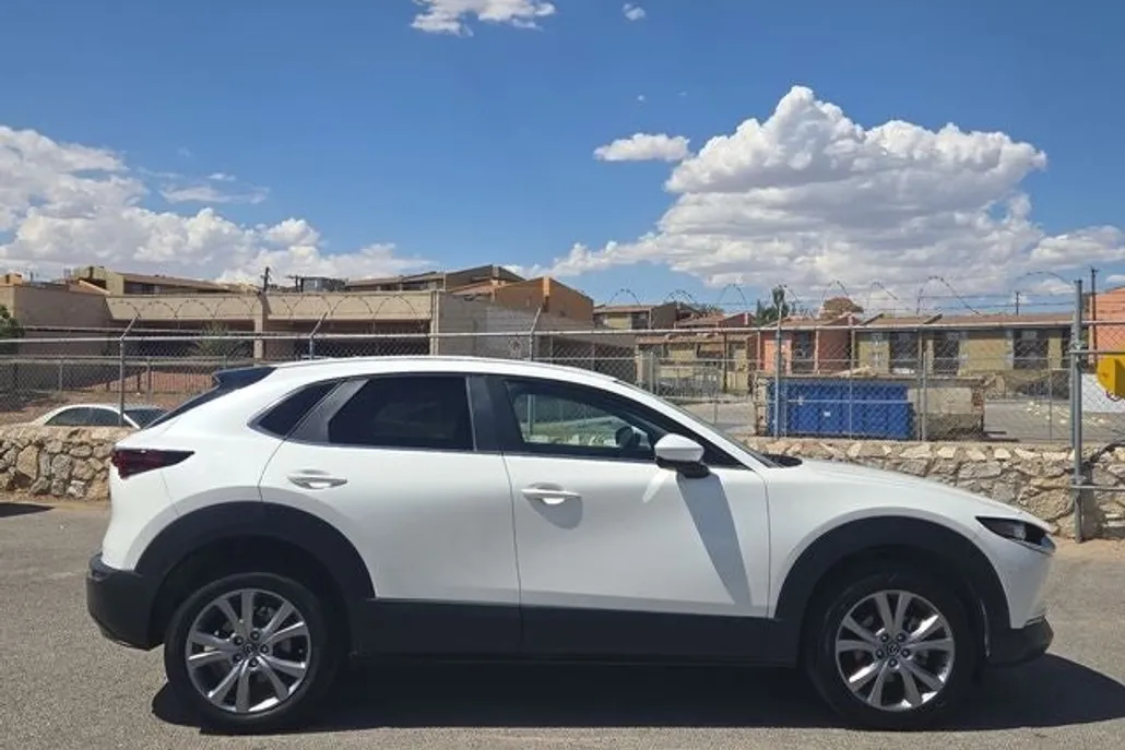 2021 Mazda CX-30 Preferred photo 1