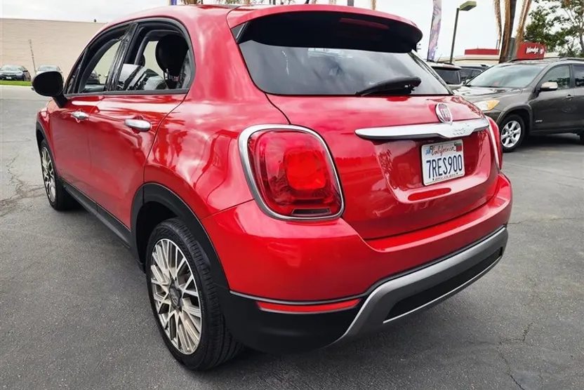 2016 Fiat 500X Lounge photo 1