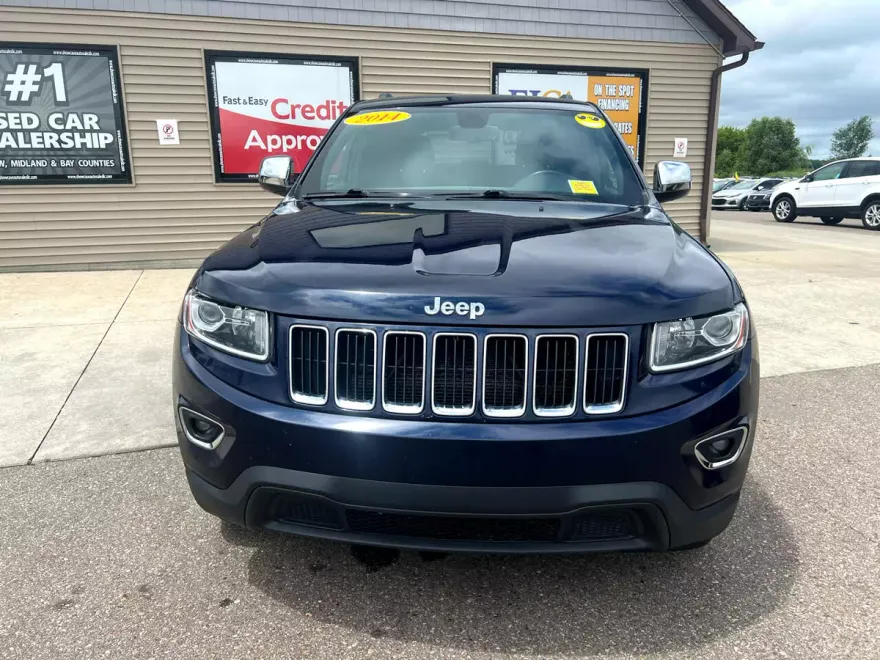 2014 Jeep Grand Cherokee Laredo photo 1