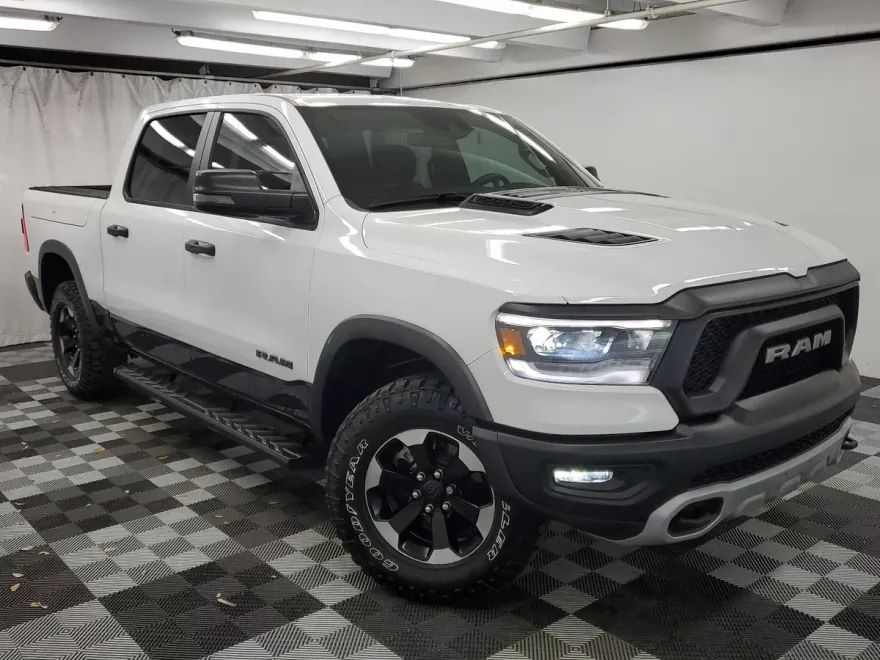 2024 Ram 1500 Laramie photo 1
