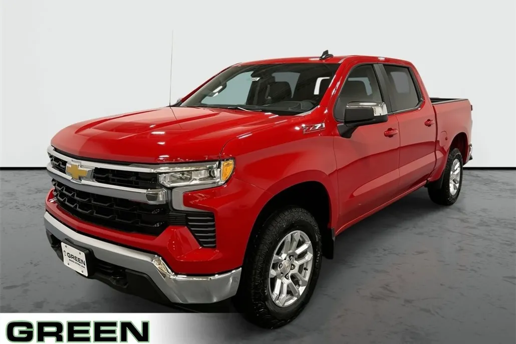 2026 Chevrolet Silverado LT photo 1