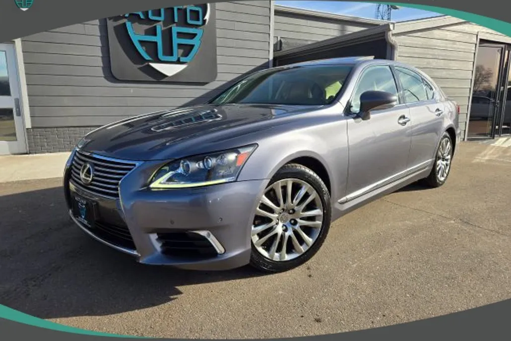 2013 Lexus LS 460 photo 1