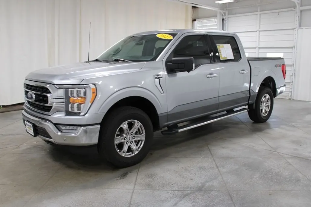 2022 Ford F-150 XL photo 1