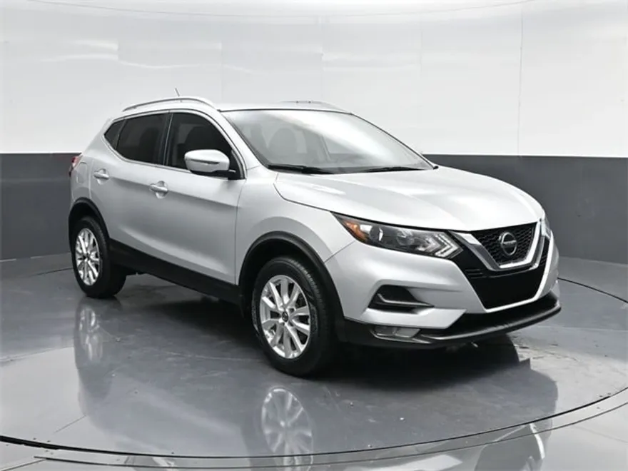 2021 Nissan Rogue Sport SV photo 1