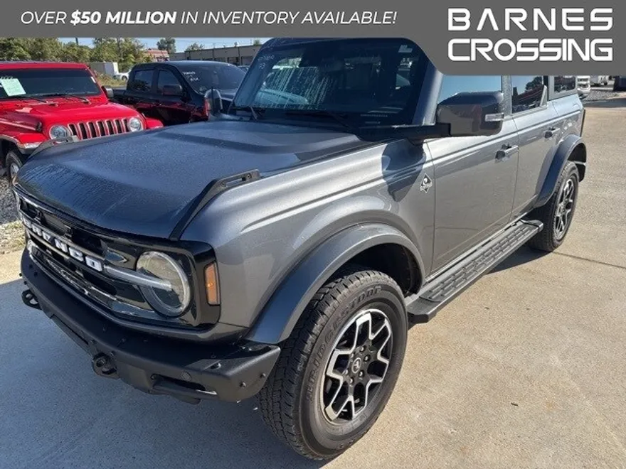 2023 Ford Bronco Outer Banks photo 1
