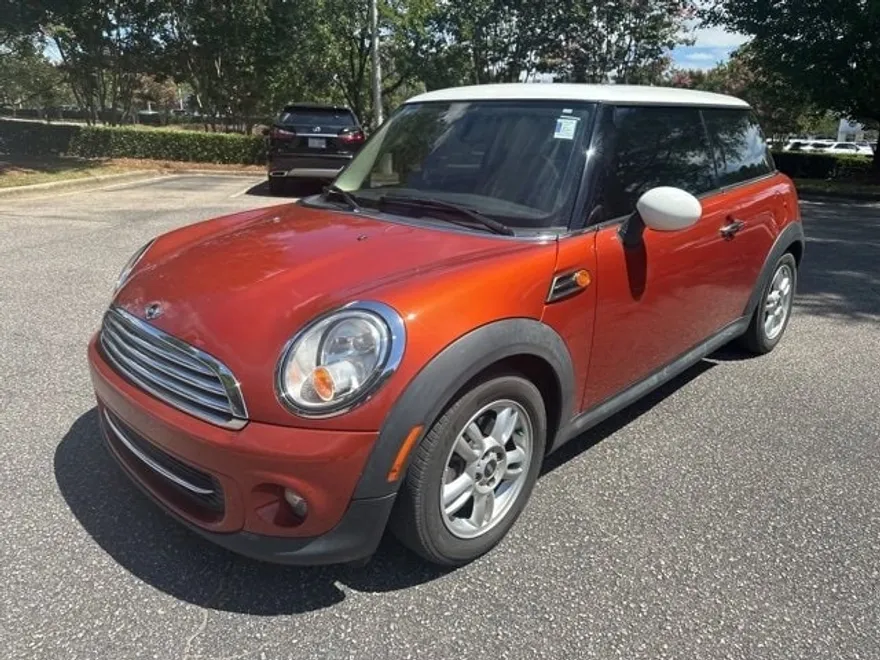 2013 Mini Cooper 2 Door Hardtop photo 1