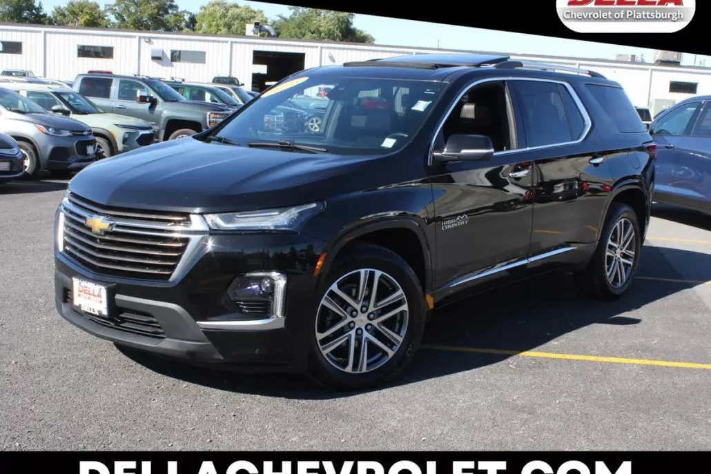2023 Chevrolet Traverse High Country photo 1