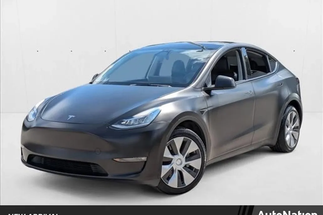 2021 Tesla Model Y Long Range photo 1
