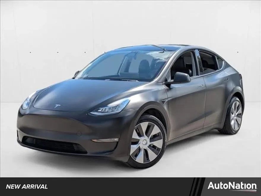 2021 Tesla Model Y Long Range photo 1