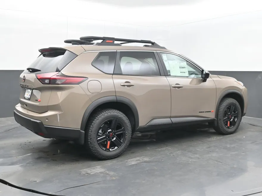 2026 Nissan Rogue SV photo 1