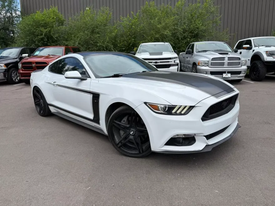 2016 Ford Mustang GT photo 1