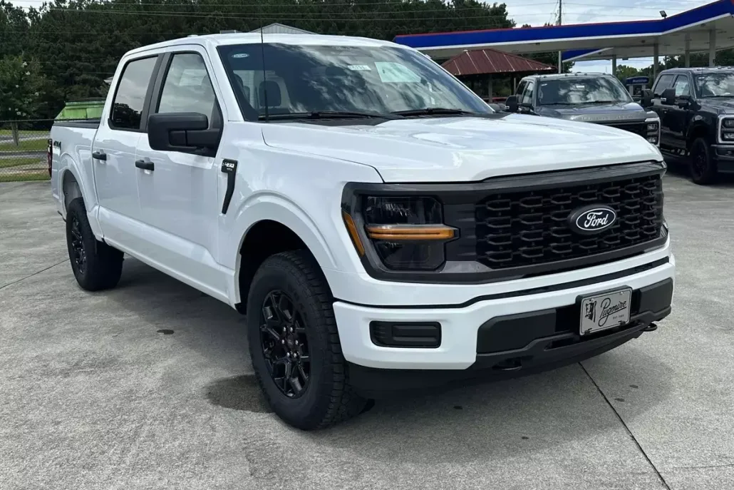 2025 Ford F-150 STX photo 1