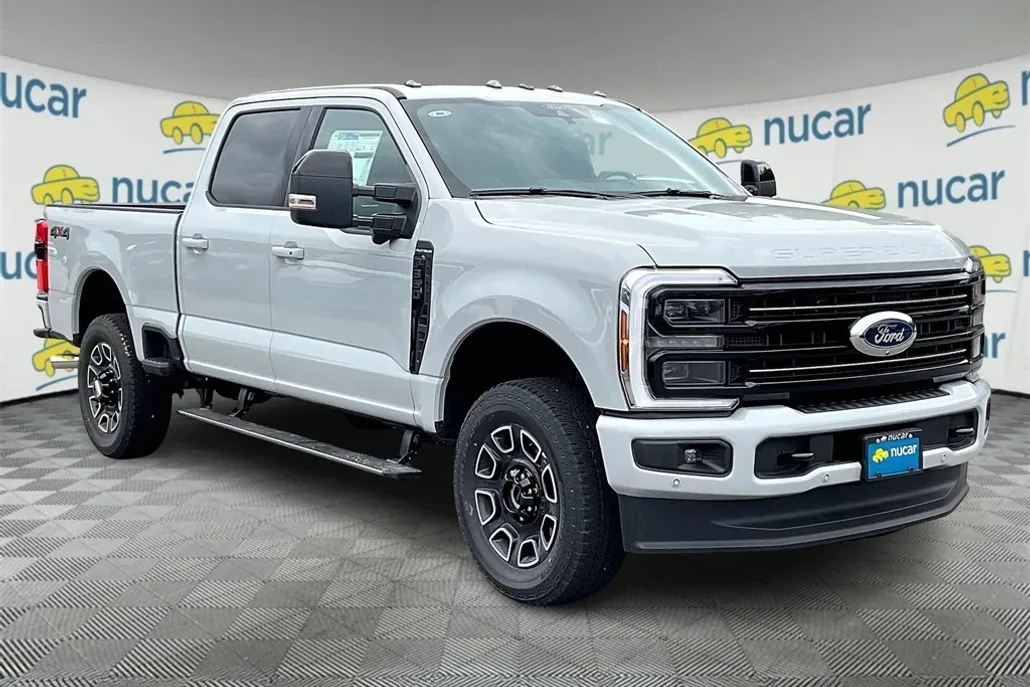 2025 Ford F-350 photo 1