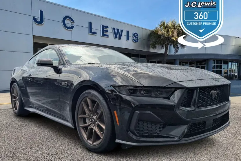 2025 Ford Mustang GT Premium photo 1