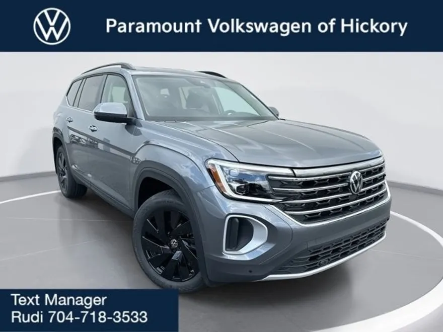 2025 Volkswagen Atlas SE Technology photo 1