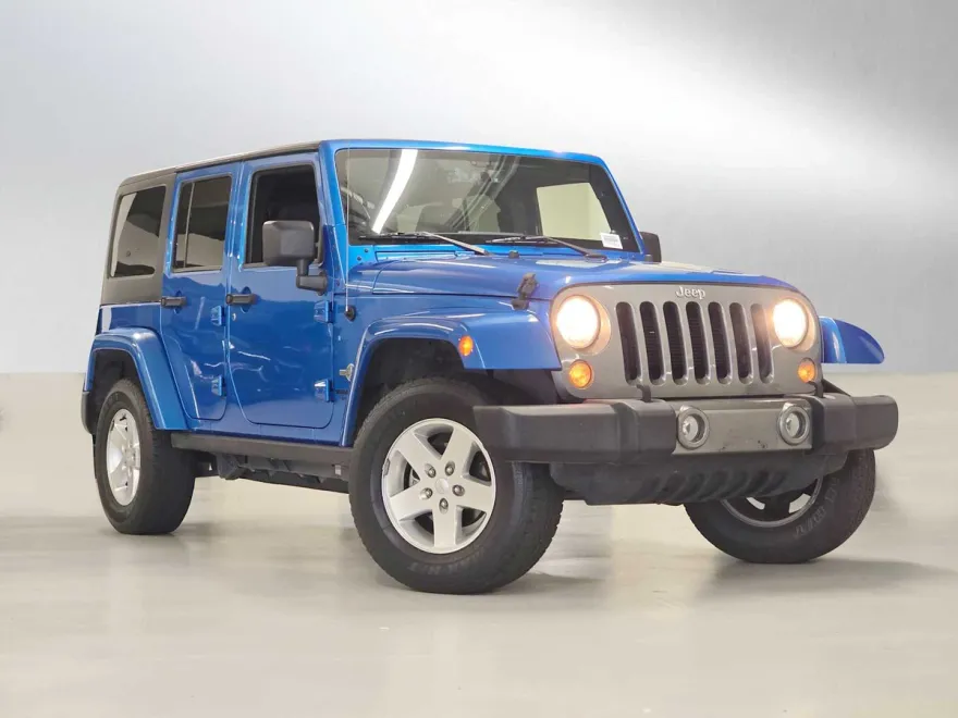 2014 Jeep Wrangler Unlimited Sport photo 1