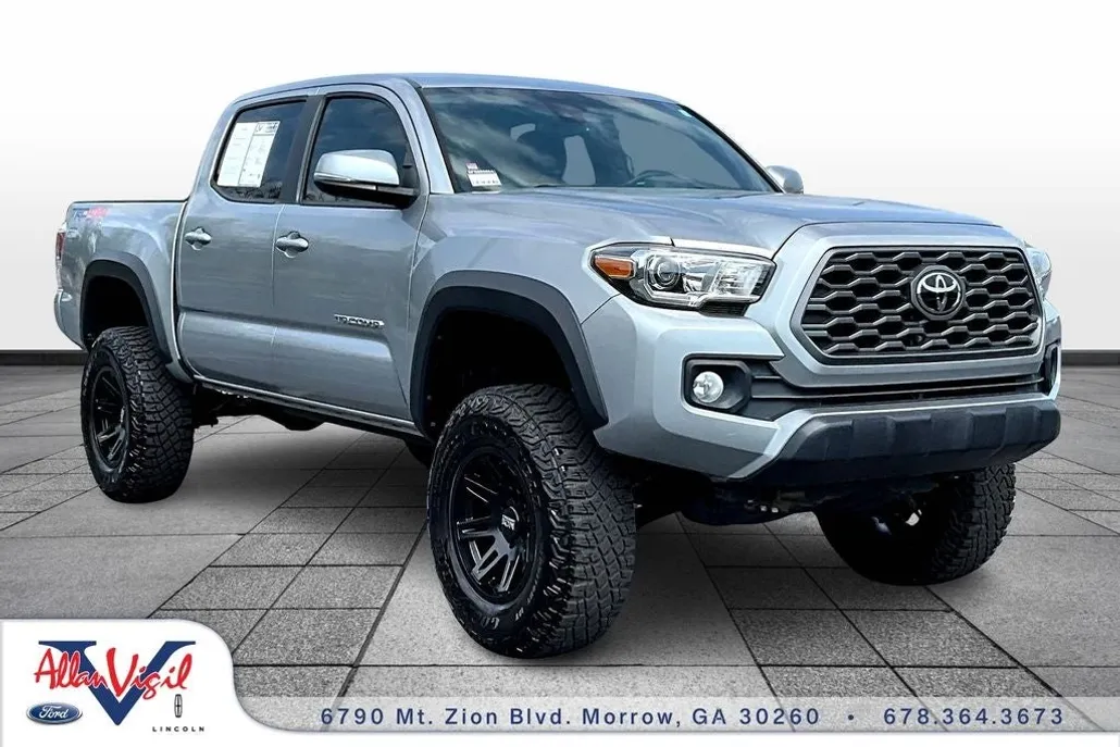2021 Toyota Tacoma TRD Off-Road V6 photo 1