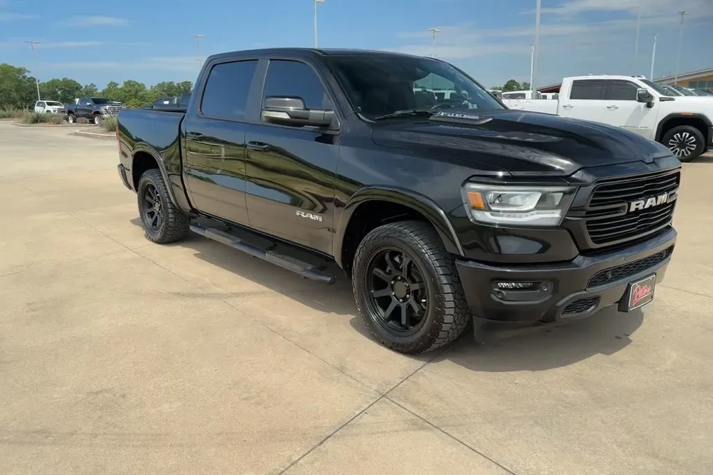 2022 Ram 1500 Laramie photo 1