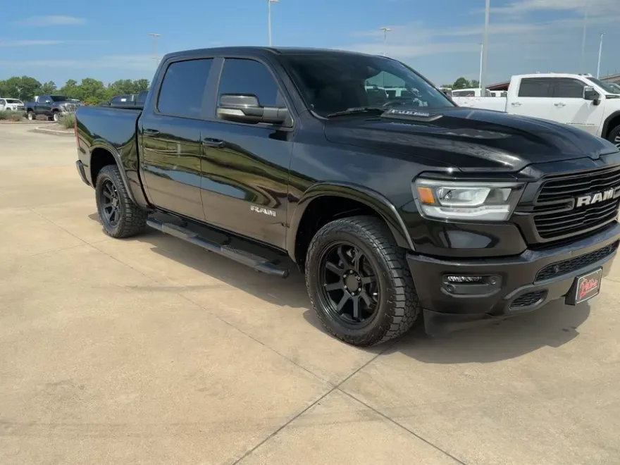 2022 Ram 1500 Laramie photo 1
