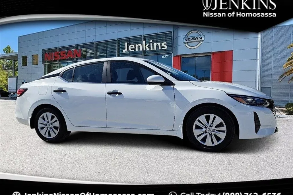 2025 Nissan Sentra S photo 1