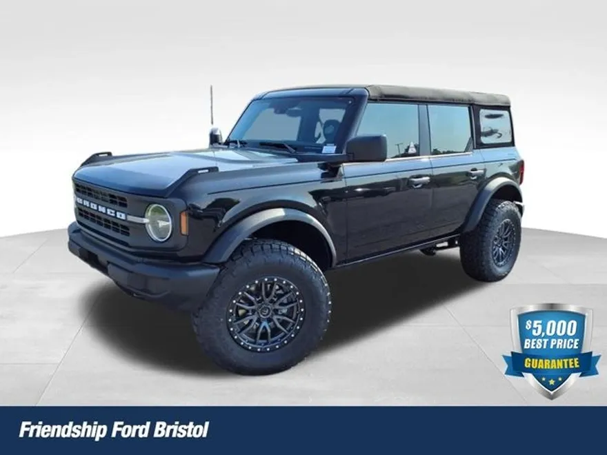 2025 Ford Bronco Base photo 1