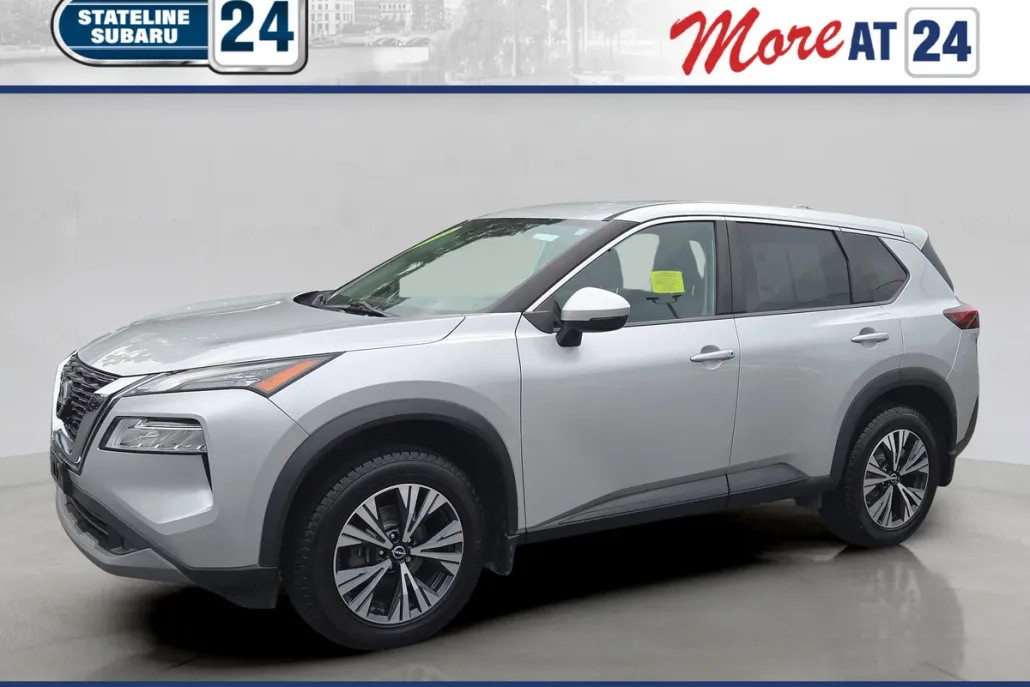 2022 Nissan Rogue AWD SV photo 1